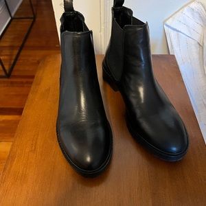 Steve Madden Black Leather Boot